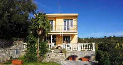 5 bedroom Villa for sale with sea view with Income Potential in Imperia, Liguria