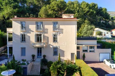 9 bedroom House for sale with Income Potential in St Laurent du Var, Nice, Cote d