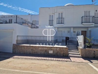 Renovated 3 bedroom Townhouse for sale in Mojacar, Andalucia