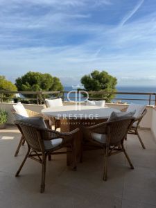 Exclusive 2 bedroom Apartment for sale with sea view in Illetas, Mallorca