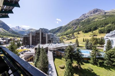 Off-plan 2 bedroom Apartment for sale with countryside view in Val d'Isere, Rhone-Alpes