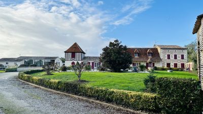 Character 9 bedroom Manor House for sale with countryside view in Gardonne, Aquitaine