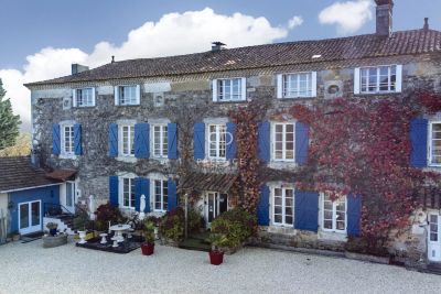 Character 10 bedroom Manor House for sale with countryside view and panoramic view in Milhac de Nontron, Aquitaine