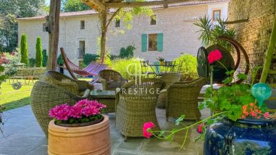 Authentic 5 bedroom House for sale with lake or river view in Chef Boutonne, Poitou-Charentes