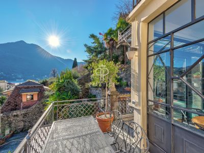 Beautiful 2 bedroom Apartment for sale with lake or river and countryside views in Moltrasio, Lombardy