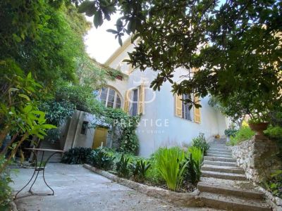 Character 4 bedroom House for sale with sea view in Menton, Cote d'Azur French Riviera