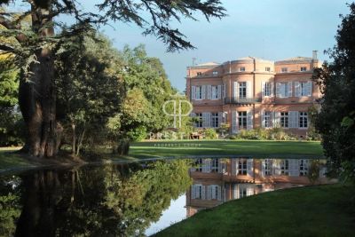 11 bedroom French chateau for sale, Toulouse, Haute Garonne 31, Occitanie