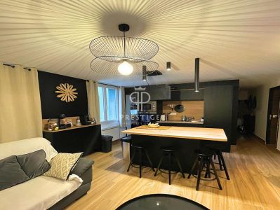 Renovated 2 bedroom Apartment for sale in Albertville, Rhone-Alpes