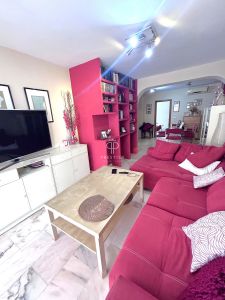 Character 3 bedroom Apartment for sale in Estepona, Andalucia