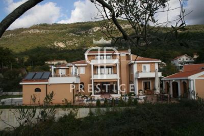 4 bedroom Villa for sale with countryside view and sea view with Income Potential in Kavac, Kotor, Coastal Montenegro