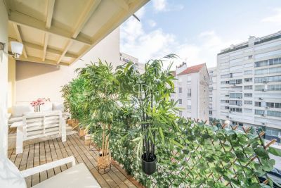 Refurbished 2 bedroom Apartment for sale in Cannes, Cote d'Azur French Riviera