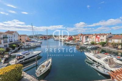 Waterfront 4 bedroom House for sale with panoramic view and sea view in Grimaud, Cote d'Azur French Riviera