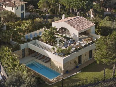 Bright 5 bedroom House for sale with panoramic view and sea view in Ramatuelle, Cote d'Azur French Riviera