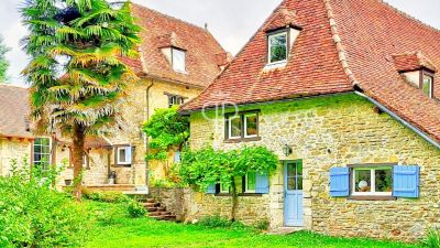 Character 8 bedroom House for sale with countryside view and panoramic view in Navarrenx, Aquitaine