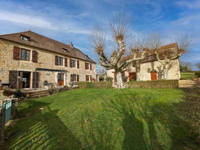 Income Producing 9 bedroom House for sale with countryside view in Padirac, Midi-Pyrenees