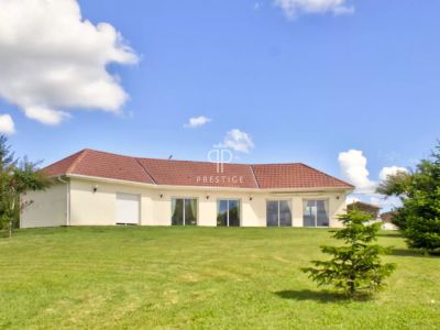 3 bedroom Single Storey House for sale with countryside view with Income Potential in Ramous, Salies de Bearn, Aquitaine