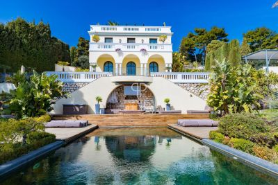 Immaculate 6 bedroom House for sale with sea view and panoramic view in Villefranche sur Mer, Cote d'Azur French Riviera