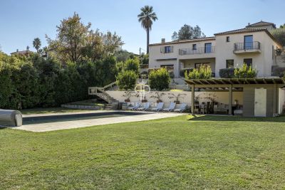 Immaculate 7 bedroom Villa for sale with sea view and panoramic view in Saint Paul de Vence, Cote d'Azur French Riviera