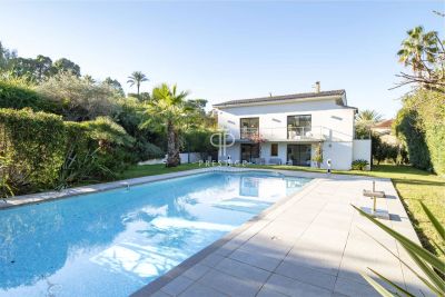 Luxury 5 bedroom House for sale in Antibes, Cote d'Azur French Riviera