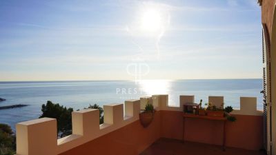 Beautiful 2 bedroom Apartment for sale with sea view in Imperia, Liguria