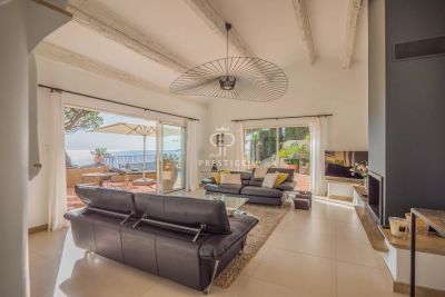 Beautiful 5 bedroom Villa for sale with sea view and panoramic view in Sainte Maxime, Cote d'Azur French Riviera