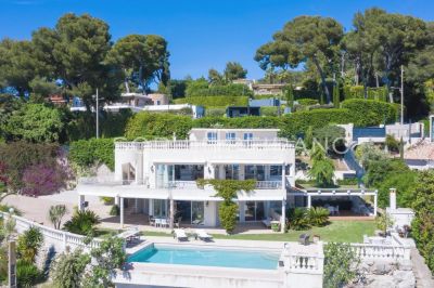 5 bedroom Villa for sale with panoramic view and sea view with Income Potential in Californie, Cannes, Cote d'Azur French Riviera