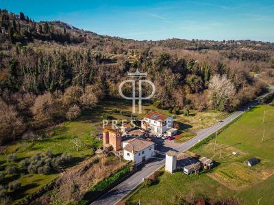 Character Farm Estate for sale with countryside view and panoramic view views in Volterra, Tuscany