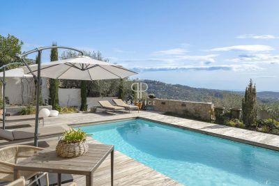 Quiet 3 bedroom Villa for sale with panoramic view and countryside view in Grasse, Cote d'Azur French Riviera