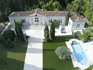 Immaculate 4 bedroom Villa for sale with countryside view in Croix des Gardes, Cannes, Provence Alpes Cote d'Azur