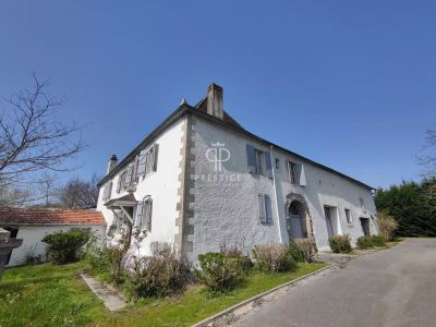 5 bedroom house for sale, Espes Undurein, Pyrenees Atlantique 64, Nouvelle Aquitaine