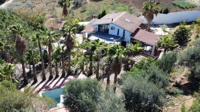 Renovated 3 bedroom House for sale with panoramic view and countryside view in Tolox, Andalucia