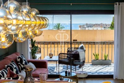 Unique 5 bedroom Apartment for sale with sea view in El Terreno, Mallorca