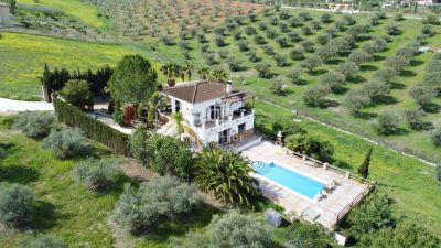 Spacious 4 bedroom Villa for sale with countryside view and panoramic view in Alhaurin el Grande, Andalucia