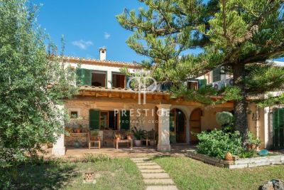 Authentic 2 bedroom Townhouse for sale in Llubi, Mallorca