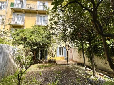 Modern 1 bedroom Apartment for sale in Cannes, Provence Alpes Cote d'Azur