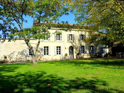 5 bedroom commercial property for sale, Saint Emilion, Gironde, Gascony