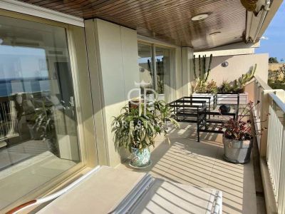 Open Plan 2 bedroom Apartment for sale with panoramic view and sea view in Californie, Cannes, Provence Alpes Cote d'Azur