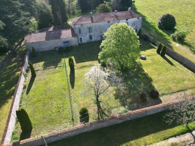 Character 5 bedroom House for sale with lake or river view and countryside view in Roussac, Nouvelle Aquitaine