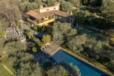 Quiet 6 bedroom House for sale with panoramic view and countryside view in Grasse, Provence Alpes Cote d'Azur