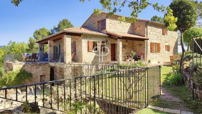 Character 4 bedroom House for sale with countryside view in Les Vans, Ardeche, Auvergne Rhone Alpes