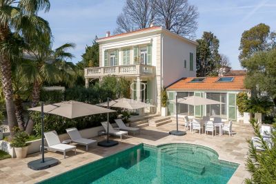 Immaculate 4 bedroom Villa for sale in Antibes, Provence Alpes Cote d'Azur