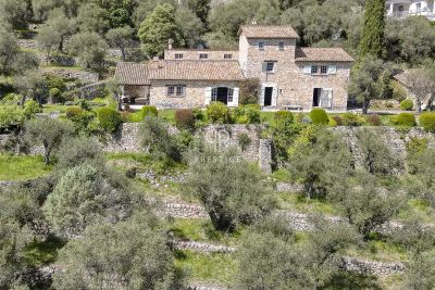 Character 4 bedroom House for sale with panoramic view and sea view in Speracedes, Provence Alpes Cote d'Azur