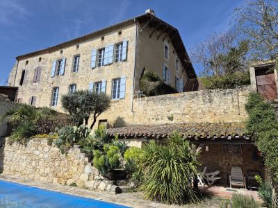 10 bedroom House for sale with countryside view with Income Potential in Miradoux, Occitanie
