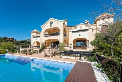 Wow factor 12 bedroom Villa for sale in La Zagaleta Golf, Benahavis, Andalucia
