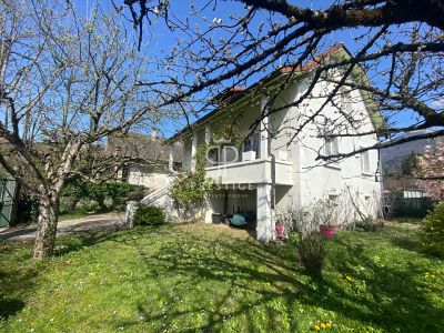 Renovated 4 bedroom House for sale with panoramic view in Bassens, Nouvelle Aquitaine