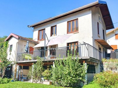 Authentic 5 bedroom House for sale with countryside view in Albertville, Auvergne Rhone Alpes