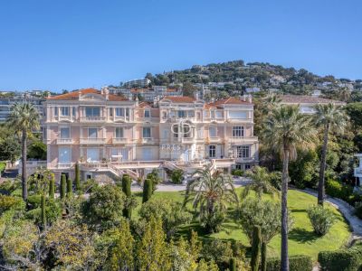 Prestige 4 bedroom Apartment for sale with sea view in Californie, Cannes, Provence Alpes Cote d'Azur