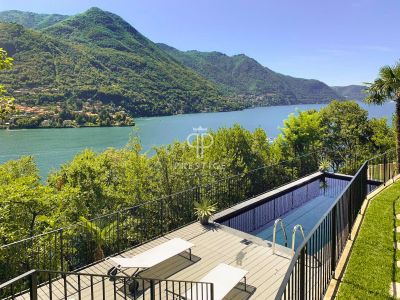 Waterfront 4 bedroom Villa for sale with lake or river view in Carate Urio, Lombardy