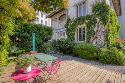 Authentic 4 bedroom Townhouse for sale with sea view in Annecy, Auvergne Rhone Alpes