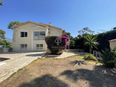 Luxury 4 bedroom Villa for sale with sea view in Roquebrune Cap Martin, Provence Alpes Cote d'Azur